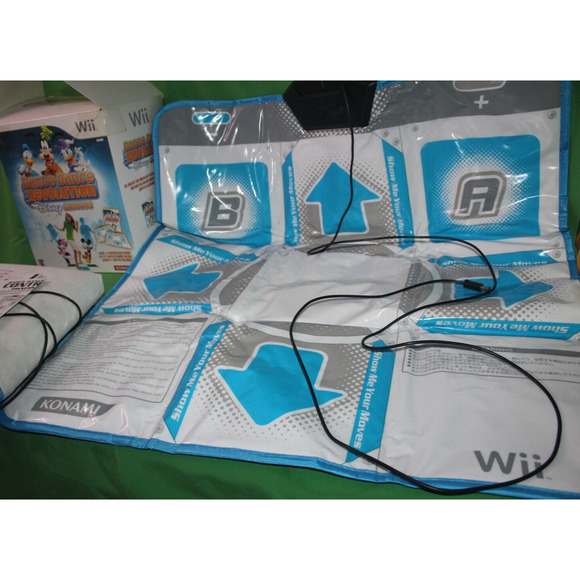 Konami Wii Dance Dance Revolution Disney Grooves Video Game Pad Mat Set - Picture 3 of 12